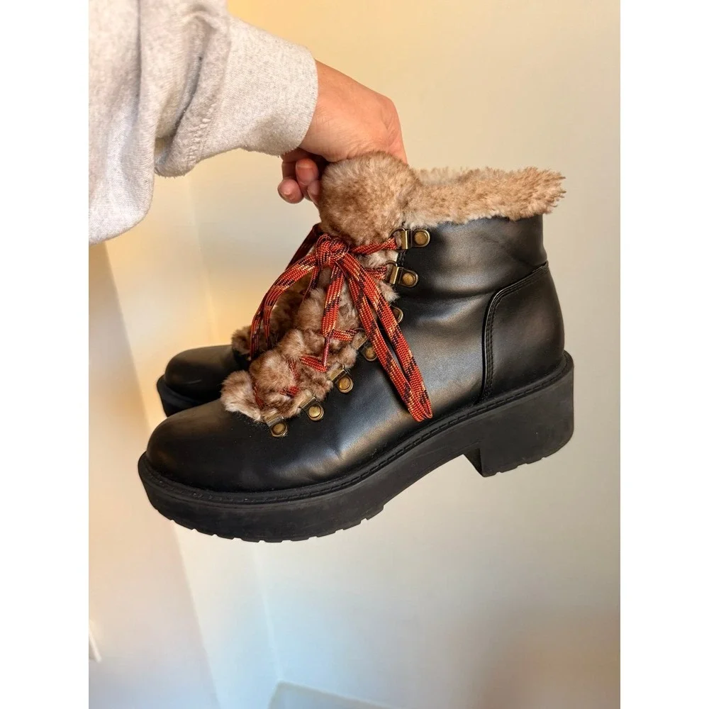American eagle black faux fur‎ boots women's 8